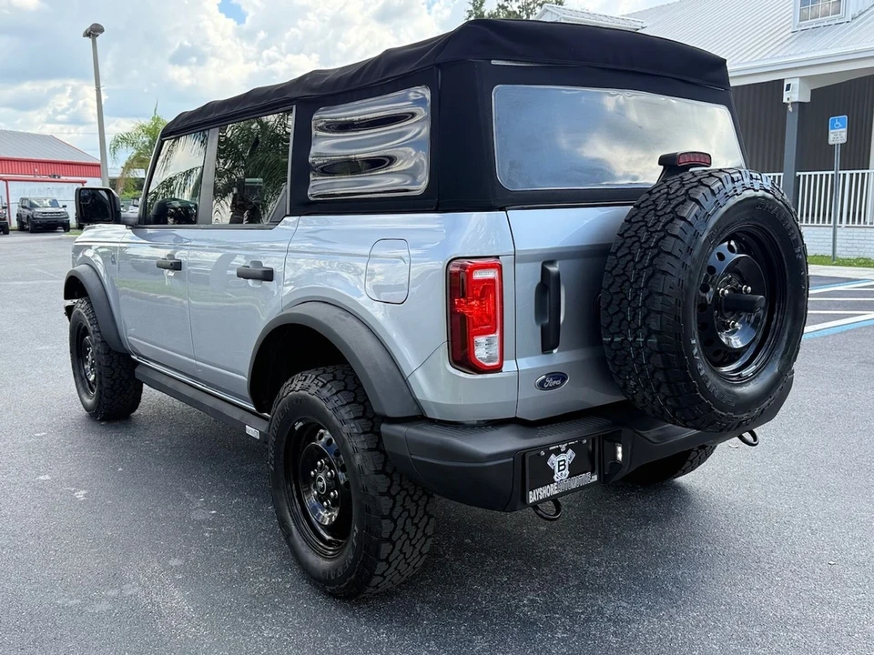 2021 Ford Bronco 6th Gen - Image 5 of 12