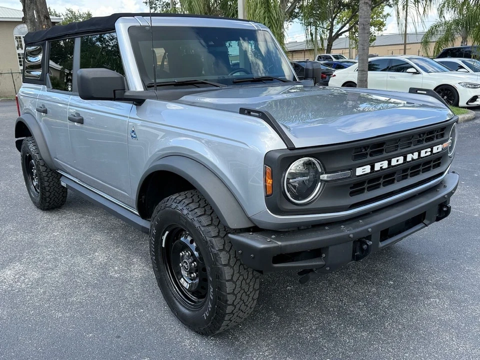 2021 Ford Bronco 6th Gen - Image 12 of 12
