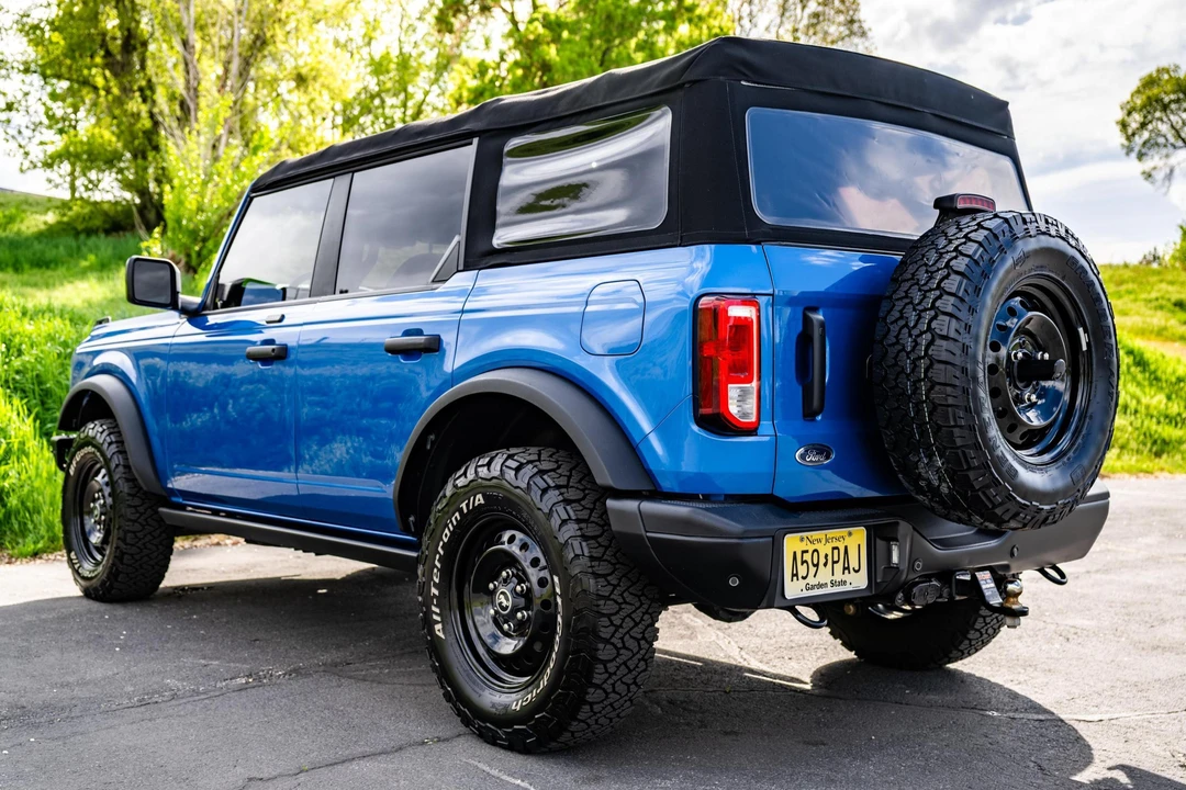 2021 Ford Bronco 6th Gen - Image 4 of 31