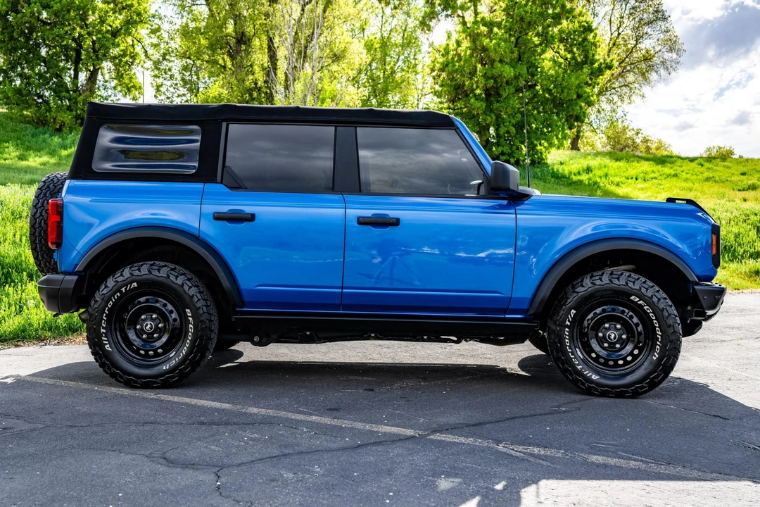 2021 Ford Bronco 6th Gen - Image 3 of 31