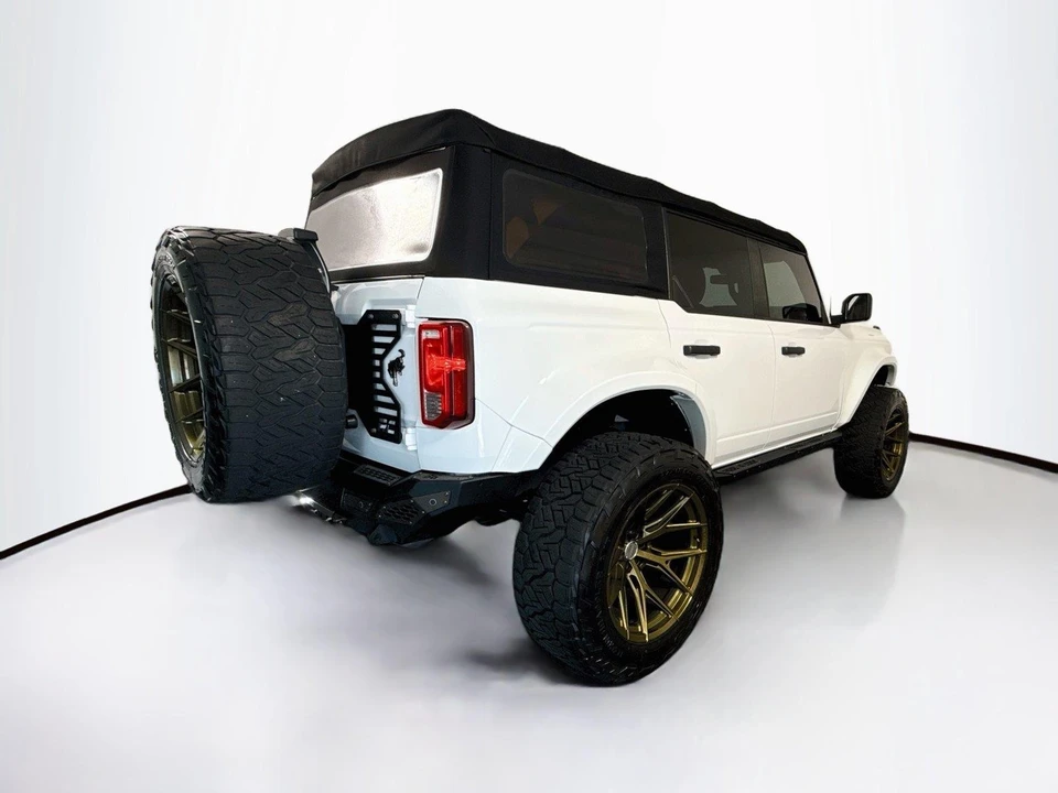 2021 Ford Bronco 6th Gen - Image 5 of 31