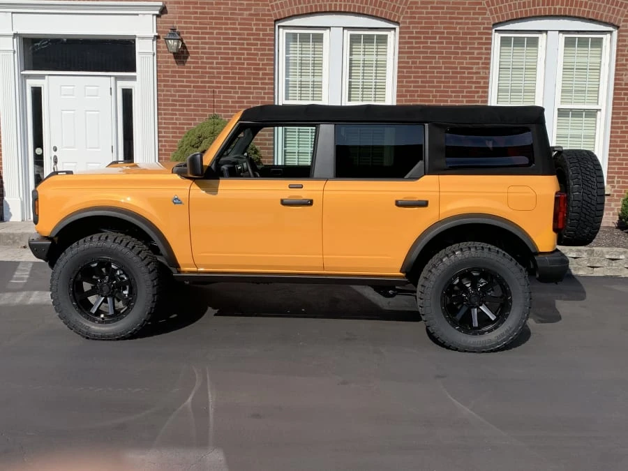 2021 Ford Bronco 6th Gen - Image 2 of 8