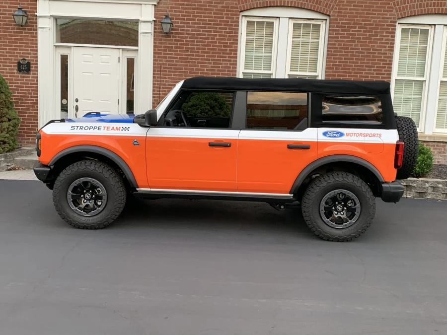 2021 Ford Bronco 6th Gen - Image 2 of 10