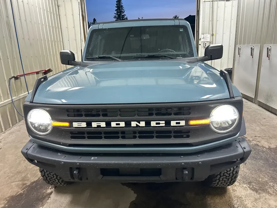 2021 Ford Bronco 6th Gen - Image 10 of 18