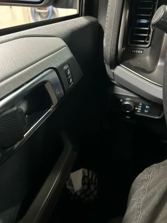2021 Ford Bronco 6th Gen - Image 15 of 18
