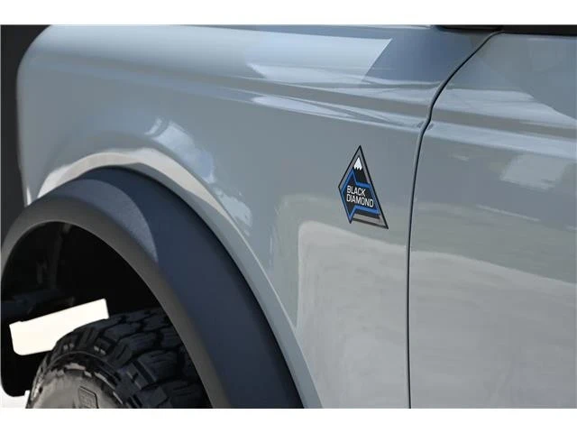 2021 Ford Bronco 6th Gen - Image 9 of 21