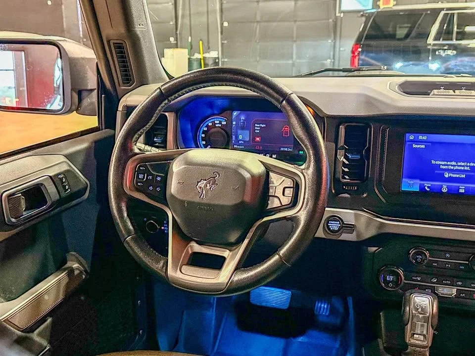 2021 Ford Bronco 6th Gen - Image 10 of 15
