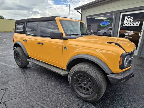 2021 Ford Bronco Black Diamond Sport Utility 4D