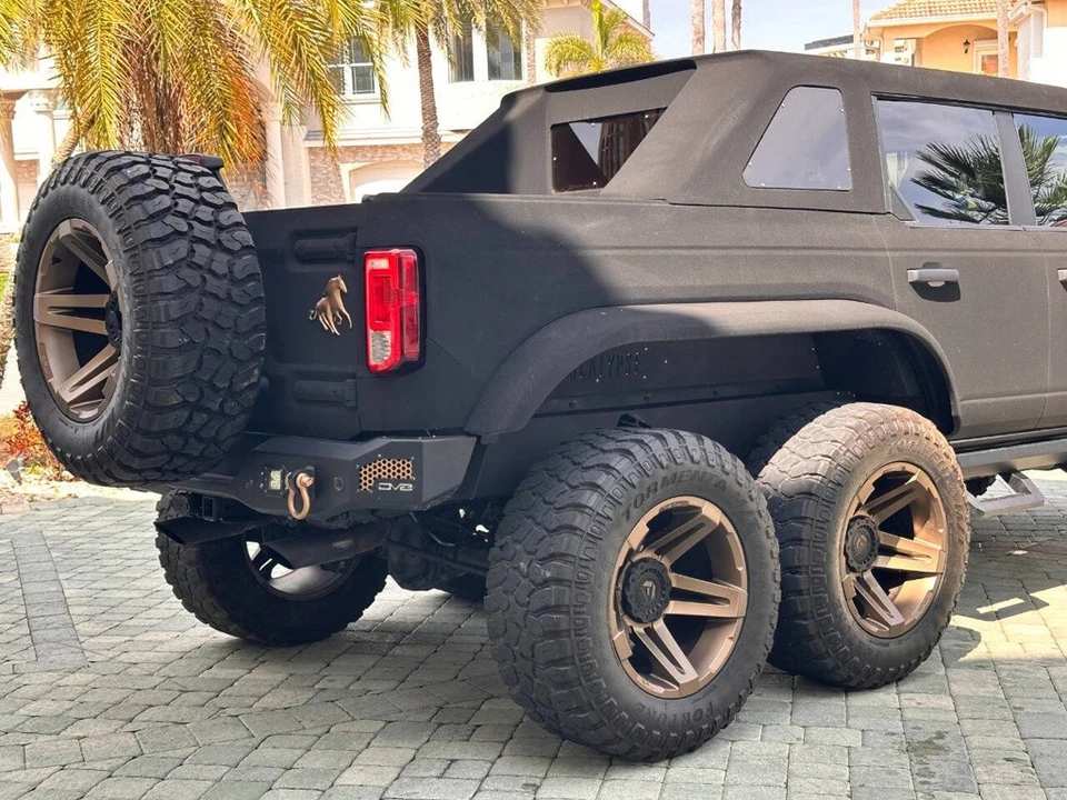 2021 Ford Bronco 6th Gen - Image 6 of 24