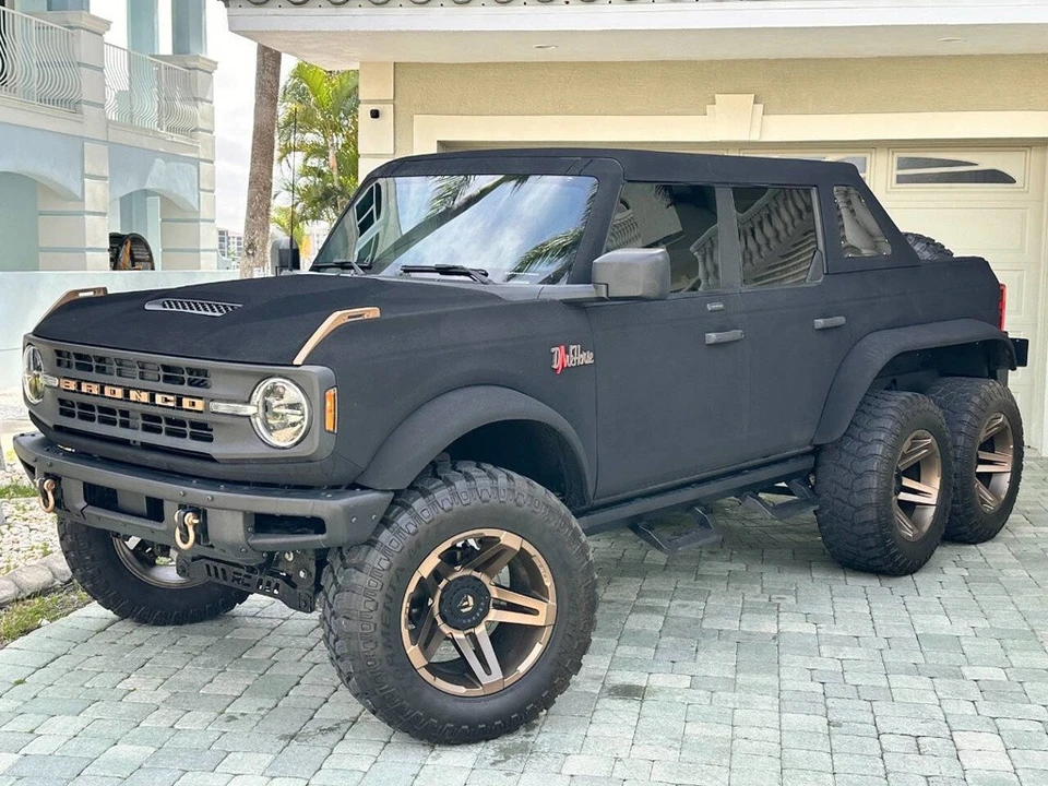 2021 Ford Bronco 6th Gen - Image 4 of 24