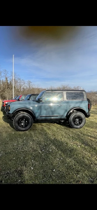 2021 Ford Bronco 6th Gen - Image 2 of 3