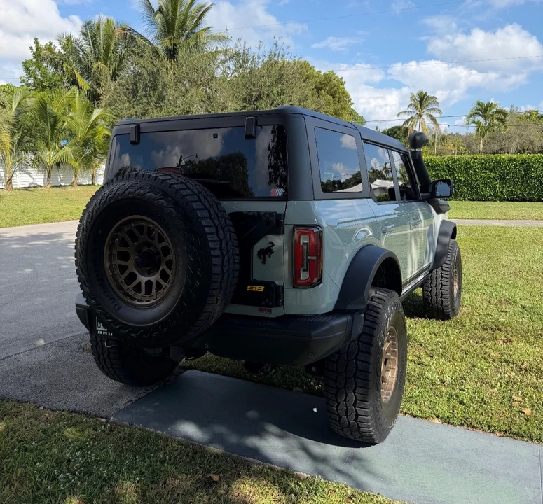 2021 Ford Bronco 6th Gen - Image 8 of 21