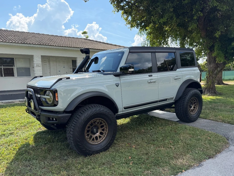 2021 Ford Bronco 6th Gen - Image 2 of 21