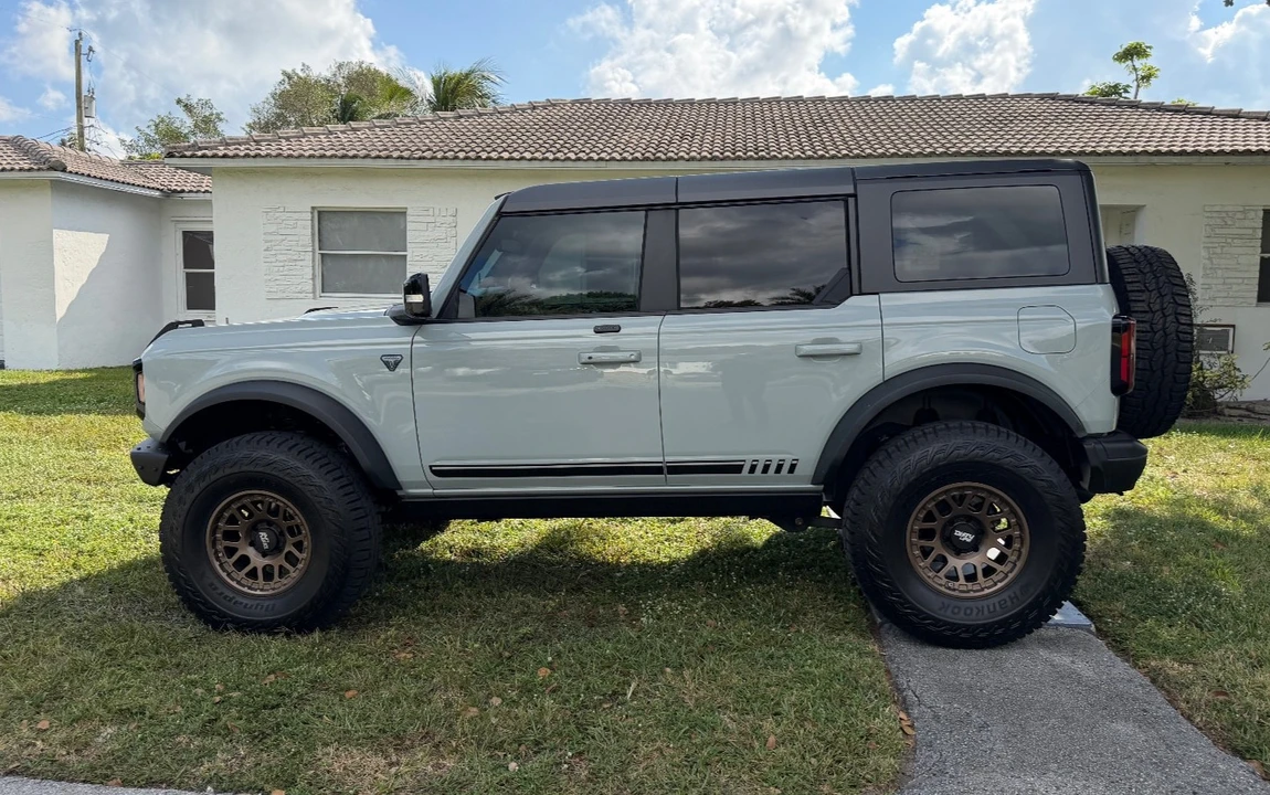 2021 Ford Bronco 6th Gen - Image 5 of 21