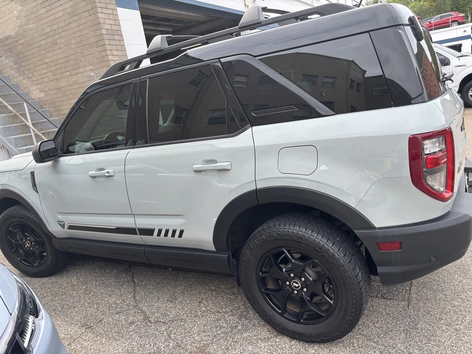 2021 Ford Bronco 6th Gen - Image 7 of 15