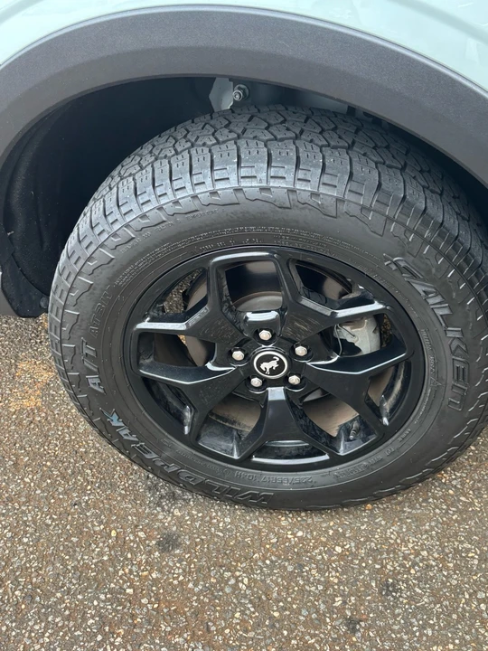 2021 Ford Bronco 6th Gen - Image 6 of 15