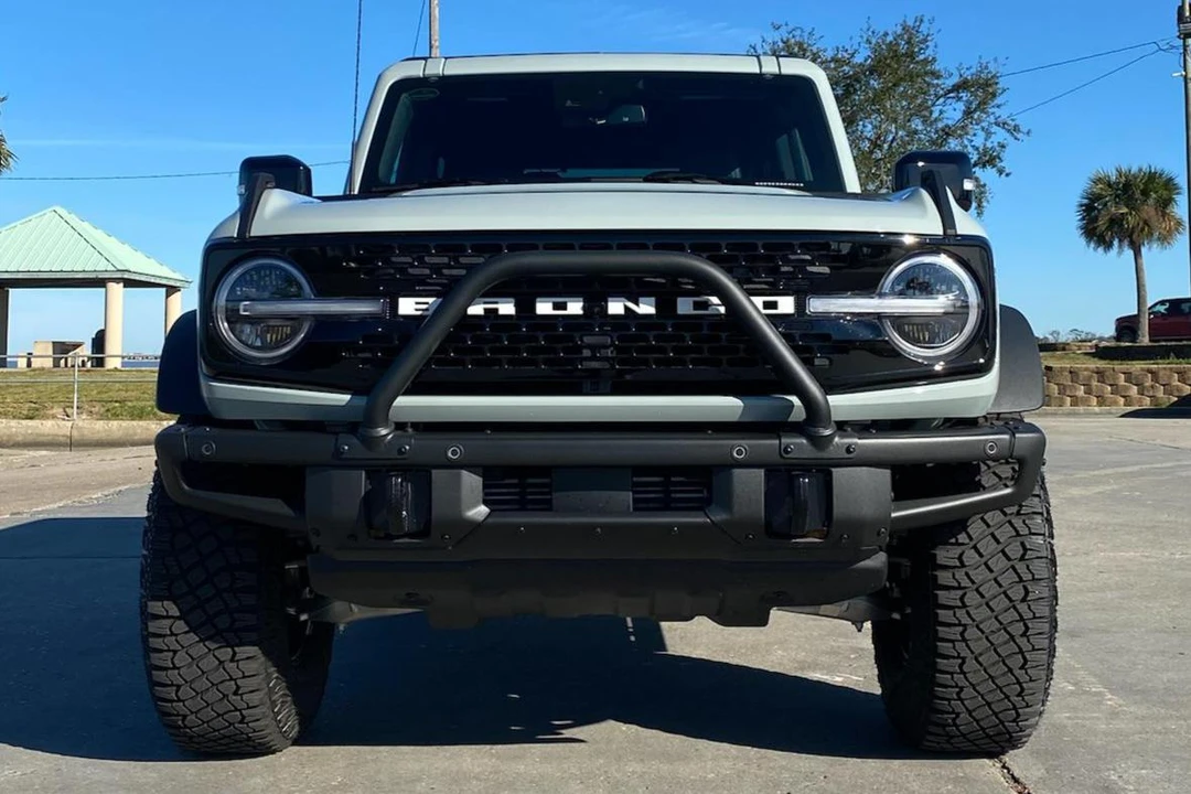 2021 Ford Bronco 6th Gen - Image 2 of 21