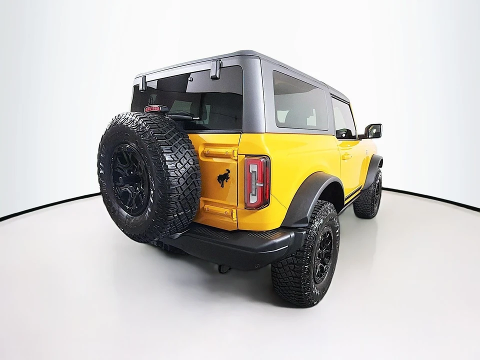2021 Ford Bronco 6th Gen - Image 8 of 31