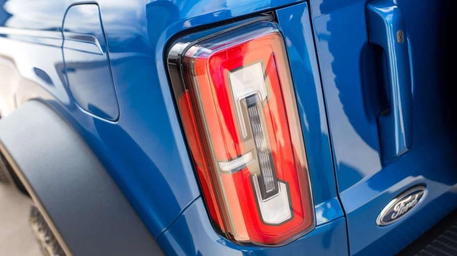 2021 Ford Bronco 6th Gen - Image 24 of 27