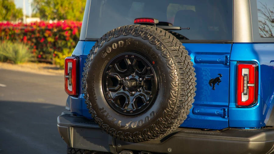 2021 Ford Bronco 6th Gen - Image 11 of 21