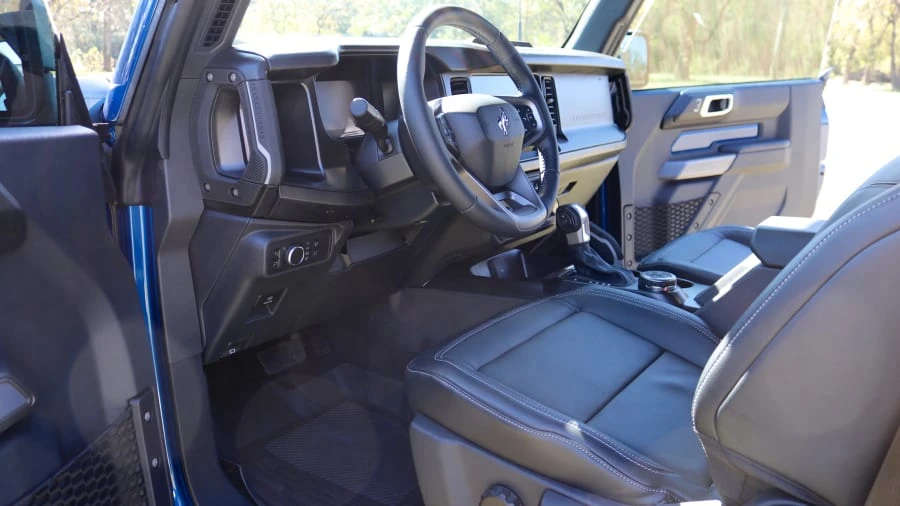 2021 Ford Bronco 6th Gen - Image 3 of 18
