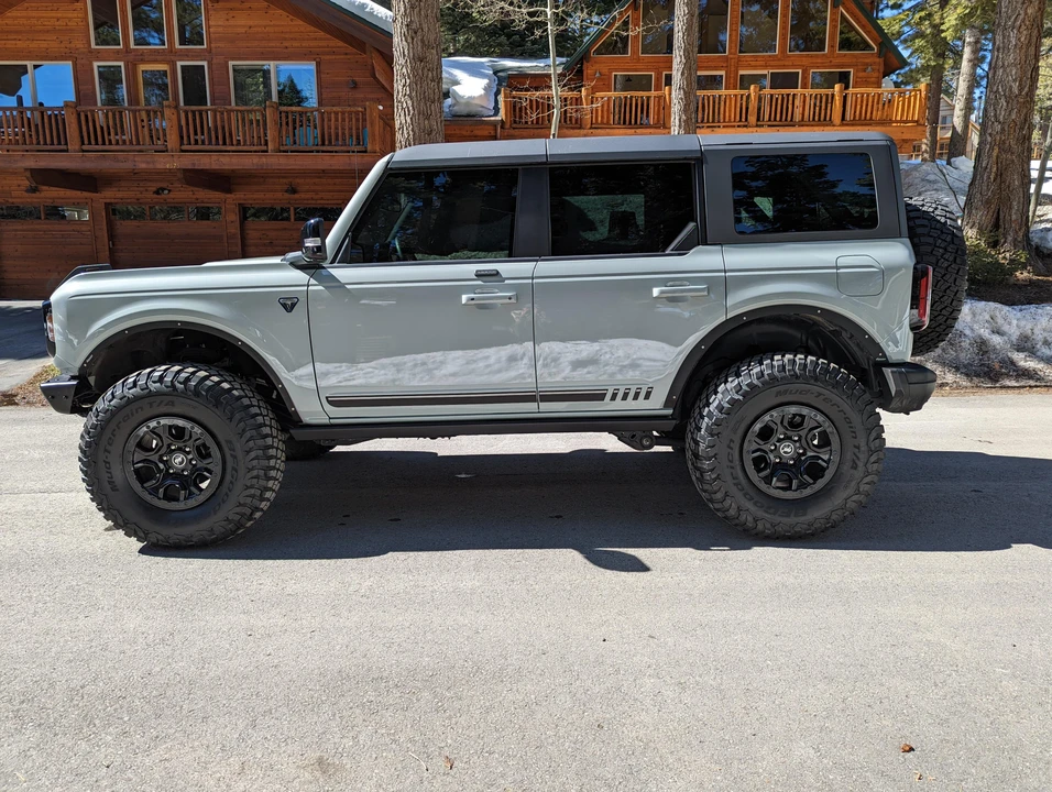 2021 Ford Bronco 6th Gen - Image 11 of 31