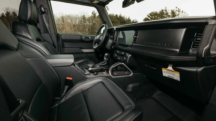 2021 Ford Bronco 6th Gen - Image 5 of 30