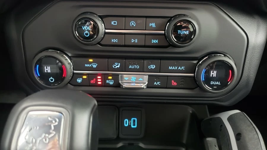 2021 Ford Bronco 6th Gen - Image 25 of 27