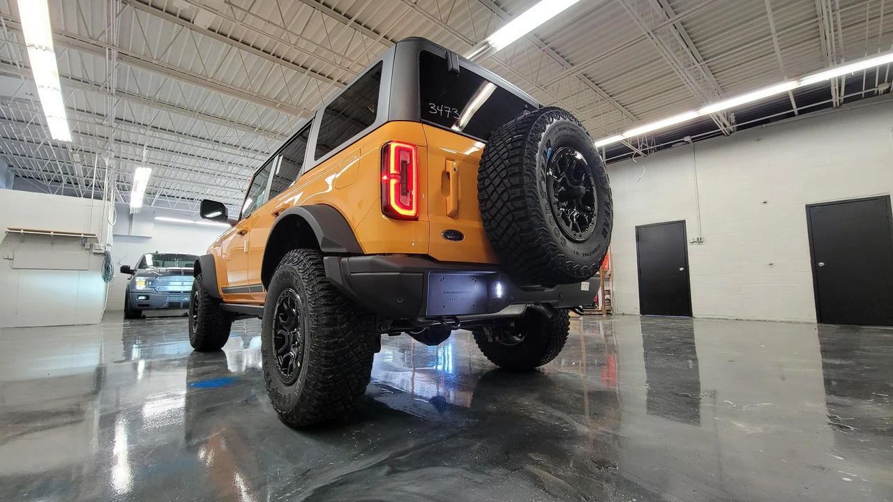 2021 Ford Bronco 6th Gen - Image 22 of 31