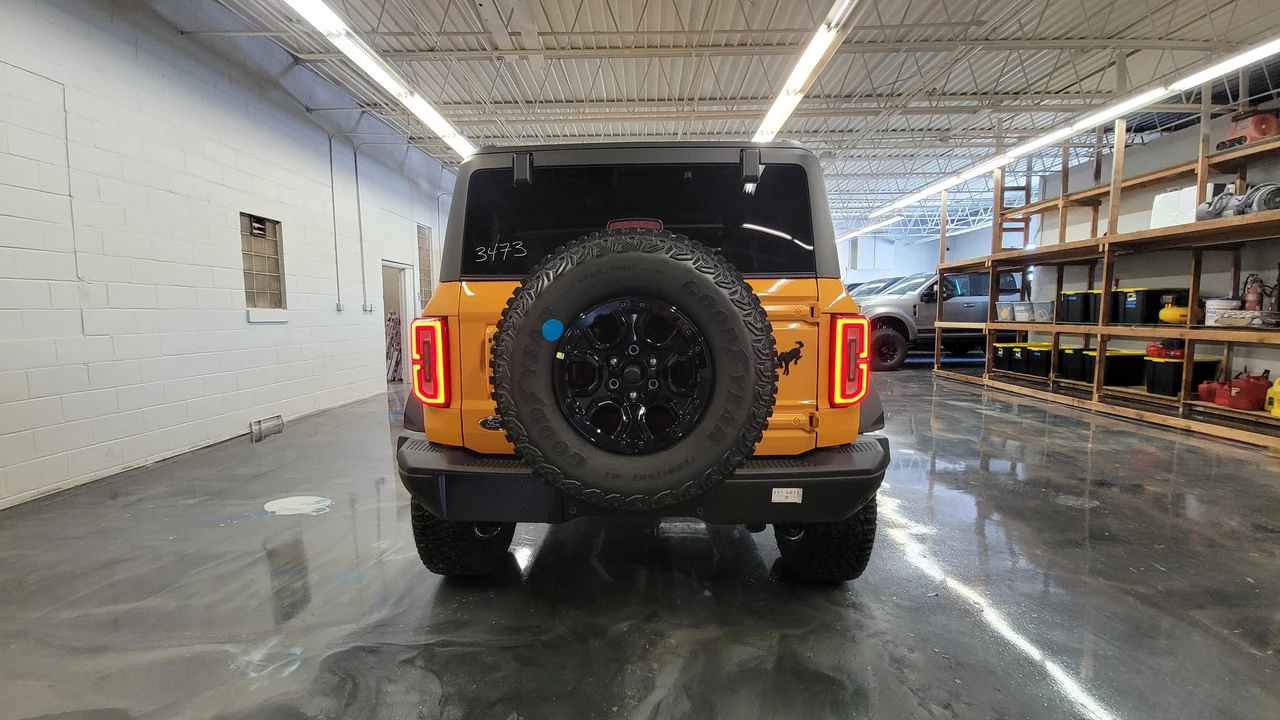 2021 Ford Bronco 6th Gen - Image 23 of 31