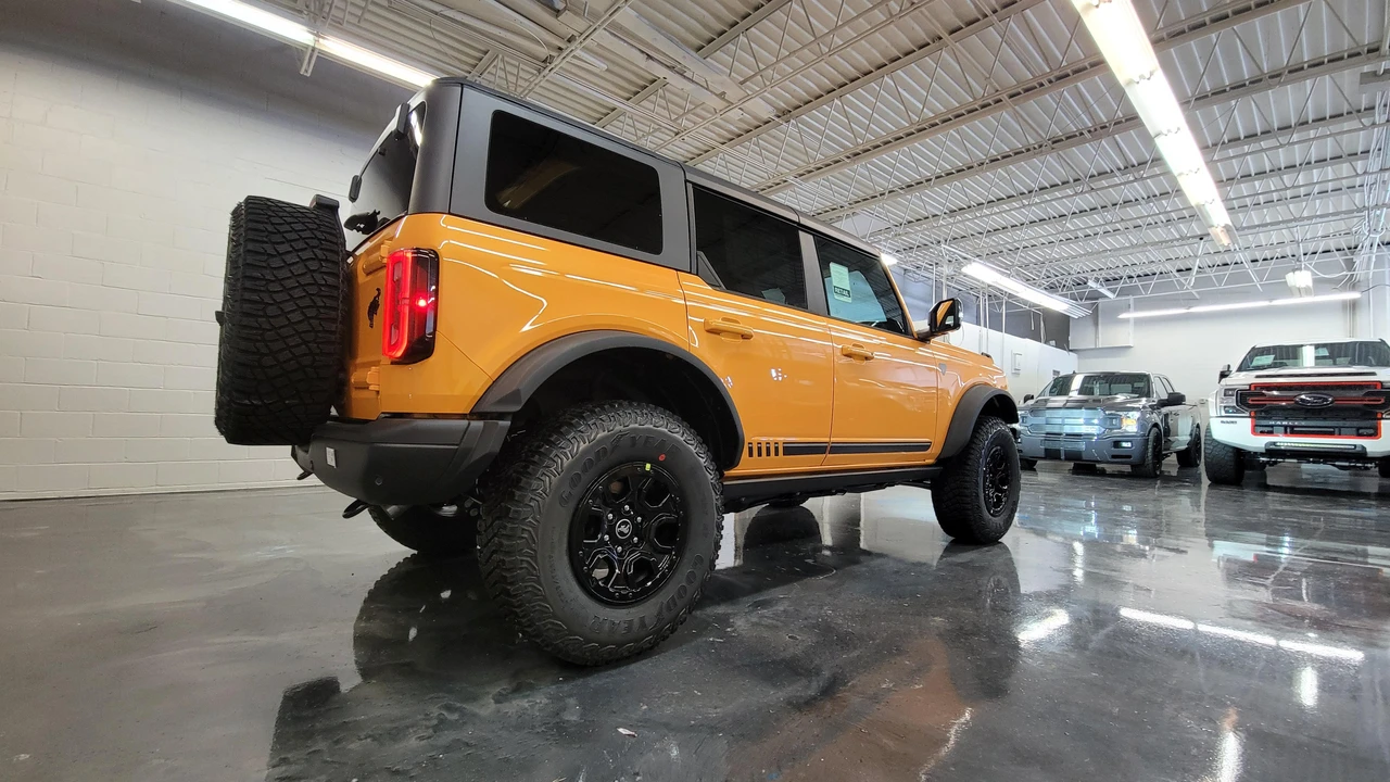 2021 Ford Bronco 6th Gen - Image 26 of 31