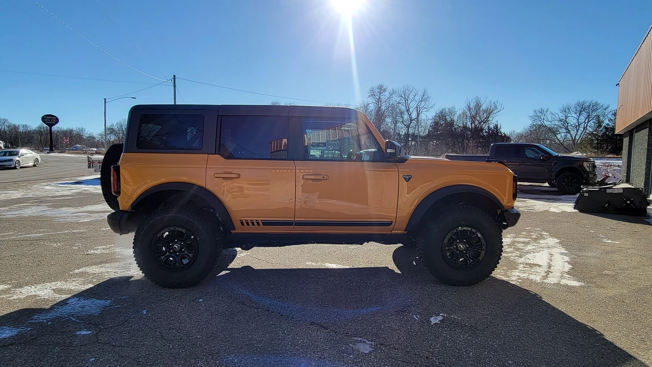 2021 Ford Bronco 6th Gen - Image 28 of 31