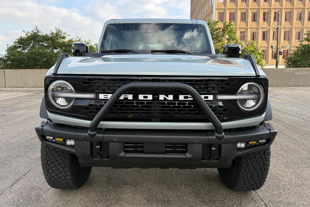 2021 Ford Bronco 6th Gen - Image 2 of 31