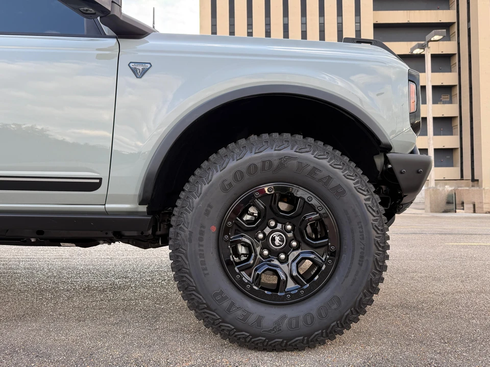 2021 Ford Bronco 6th Gen - Image 29 of 31