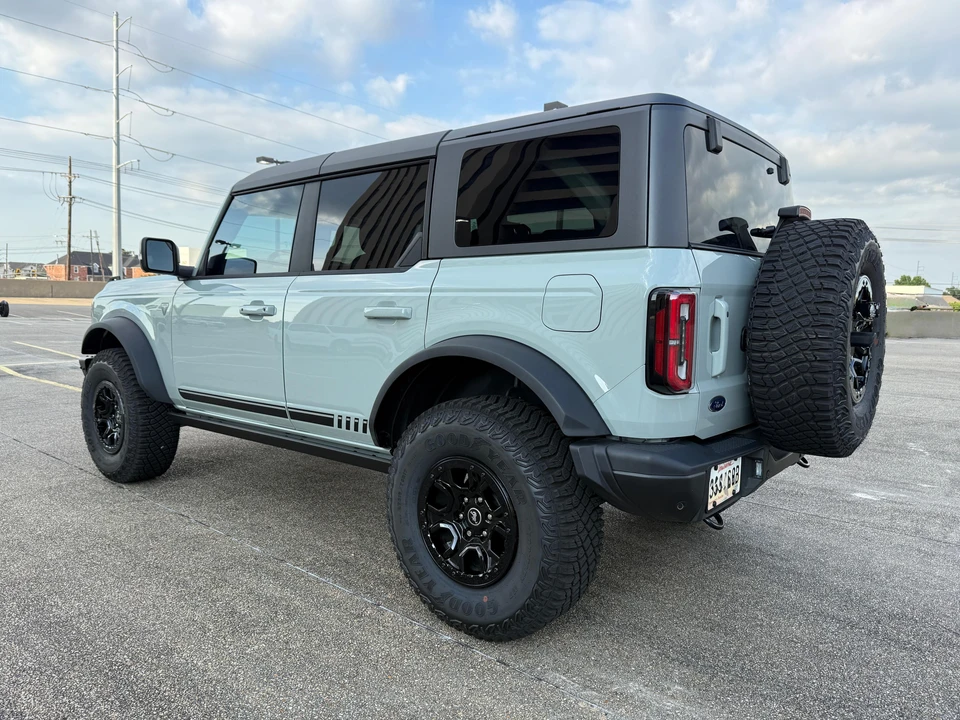 2021 Ford Bronco 6th Gen - Image 8 of 31