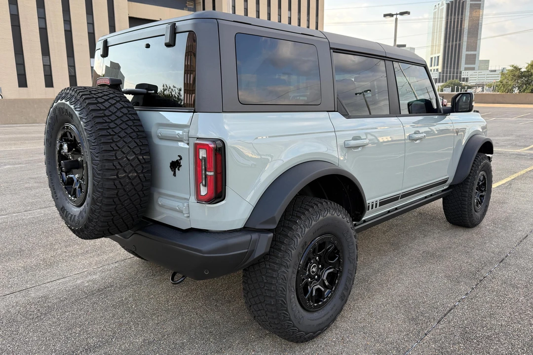 2021 Ford Bronco 6th Gen - Image 4 of 31