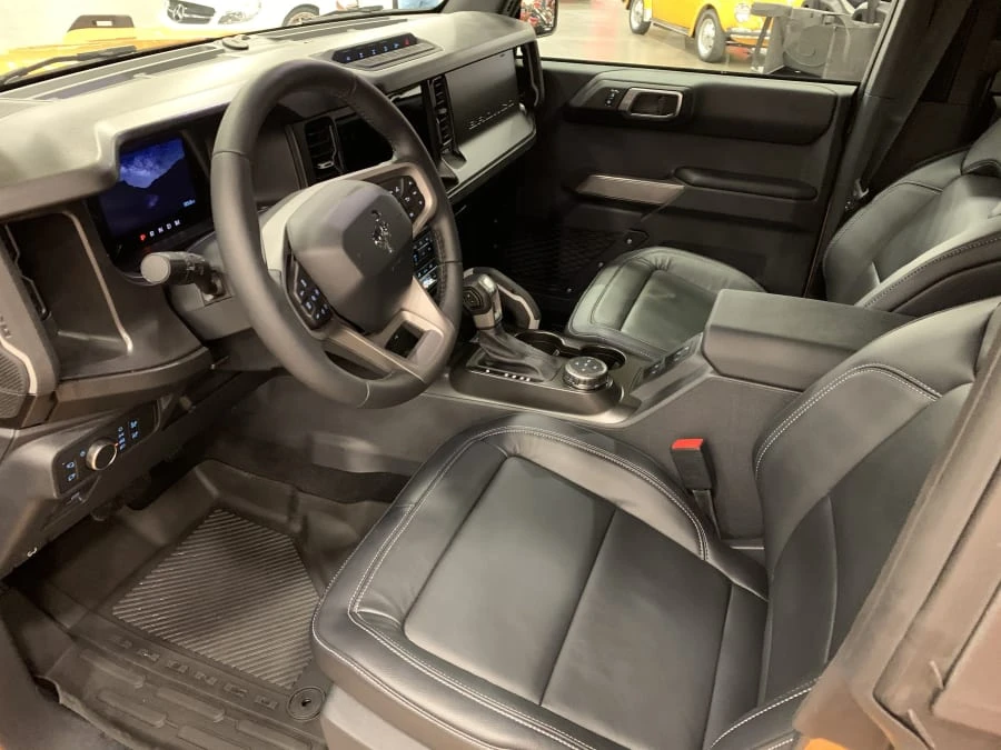 2021 Ford Bronco 6th Gen - Image 4 of 10