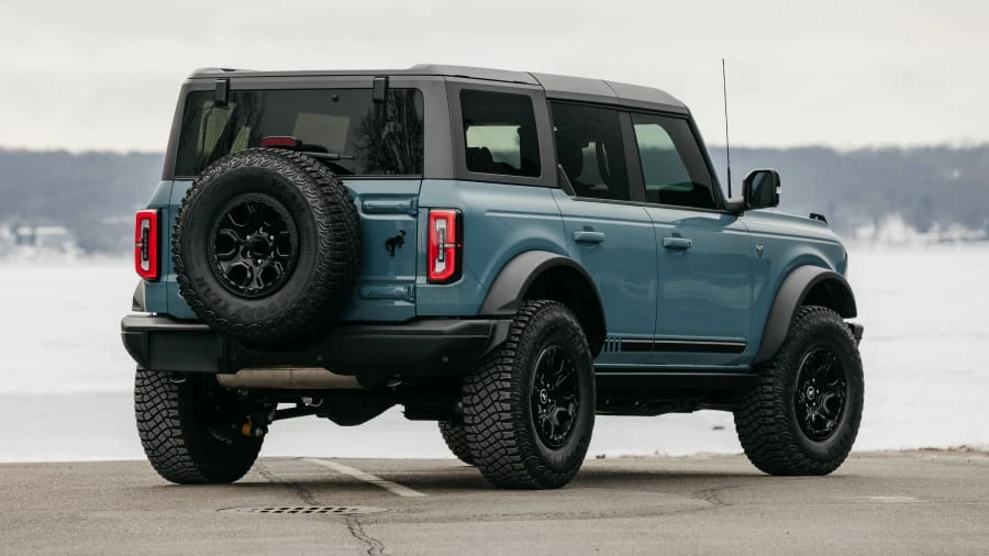2021 Ford Bronco 6th Gen - Image 3 of 29