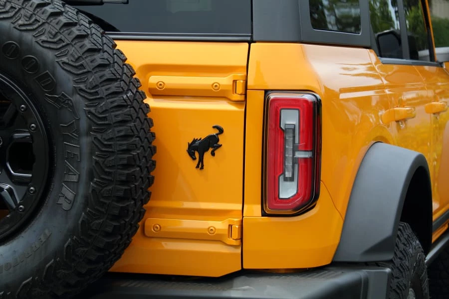 2021 Ford Bronco - Image 15 of 31