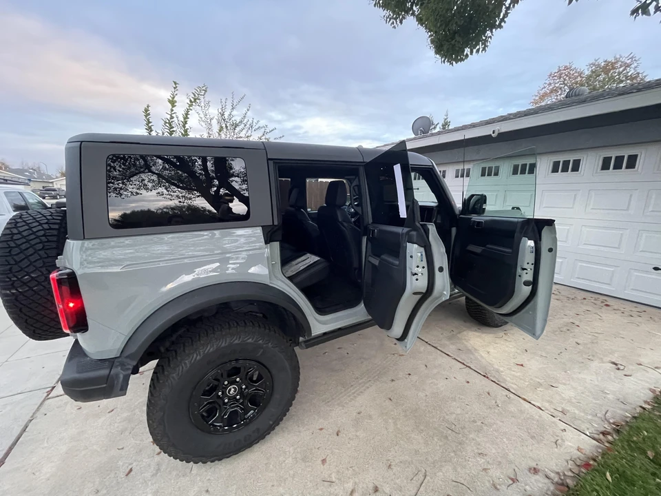 2021 Ford Bronco 6th Gen - Image 15 of 31