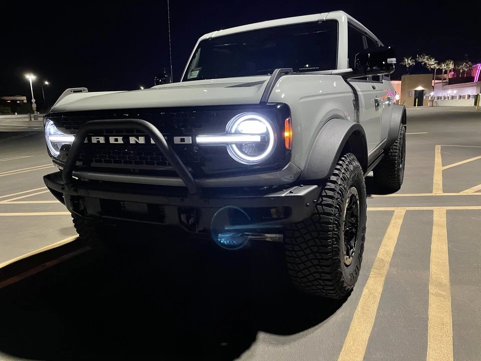 2021 Ford Bronco 6th Gen - Image 6 of 31