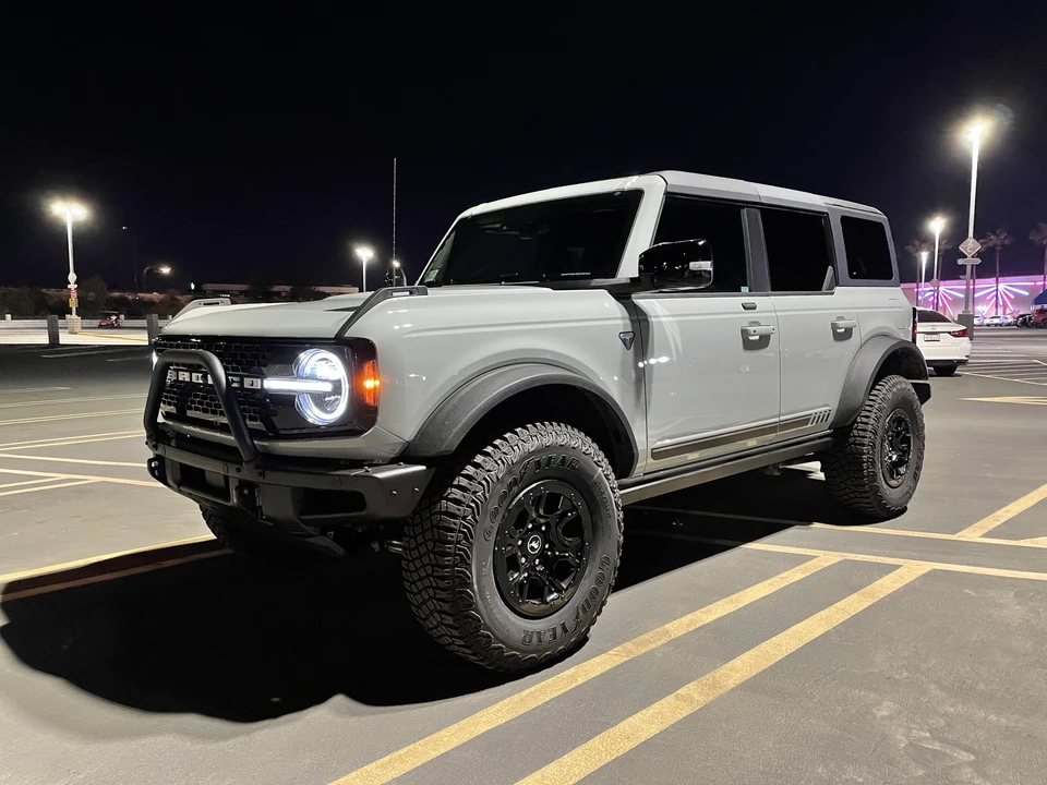 2021 Ford Bronco 6th Gen - Image 8 of 31