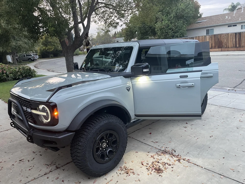 2021 Ford Bronco 6th Gen - Image 9 of 31