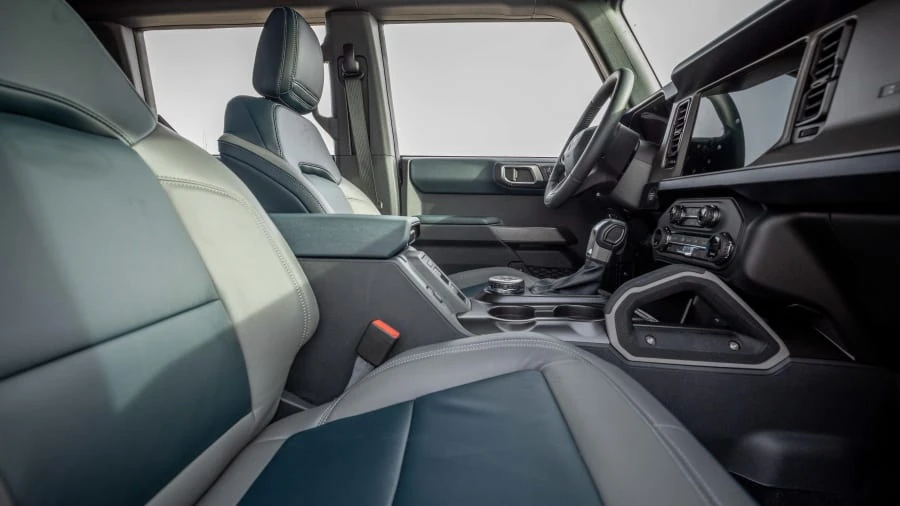 2021 Ford Bronco 6th Gen - Image 24 of 29