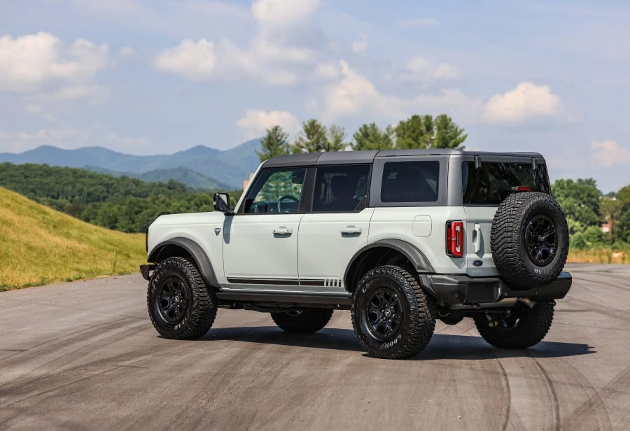 2021 Ford Bronco 6th Gen - Image 6 of 31