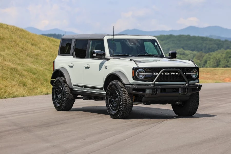 2021 Ford Bronco 6th Gen - Image 5 of 31