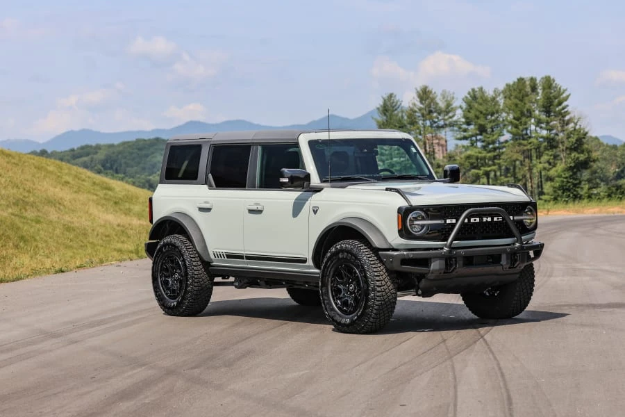 2021 Ford Bronco 6th Gen - Image 8 of 31