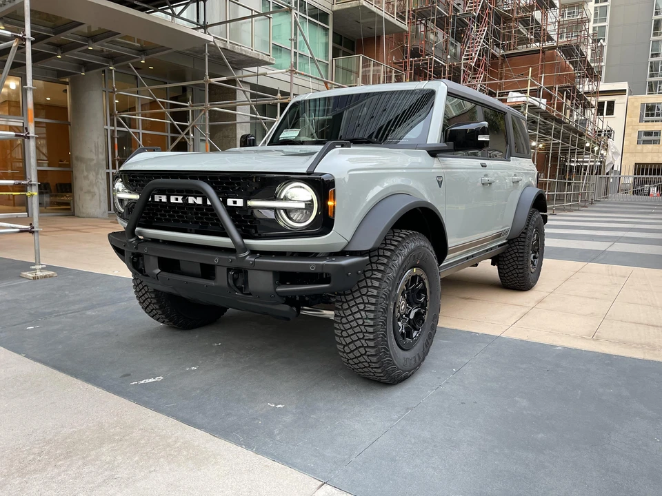 2021 Ford Bronco 6th Gen - Image 6 of 11