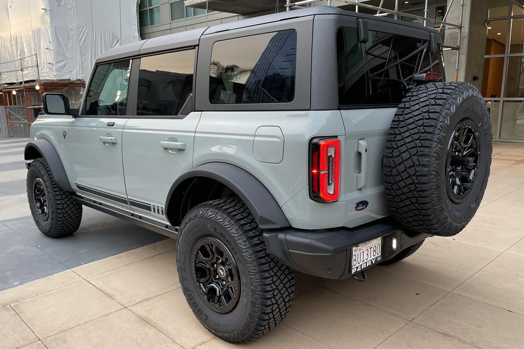 2021 Ford Bronco 6th Gen - Image 4 of 11