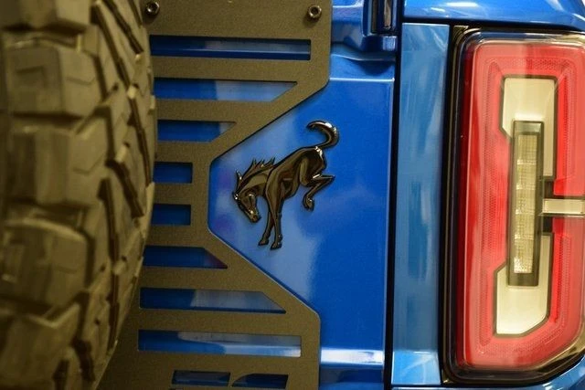 2021 Ford Bronco 6th Gen - Image 17 of 31